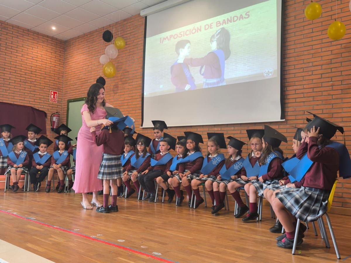 Un momento de la graduación de Infantil en el colegio Virgen Mediadora Dominicas.