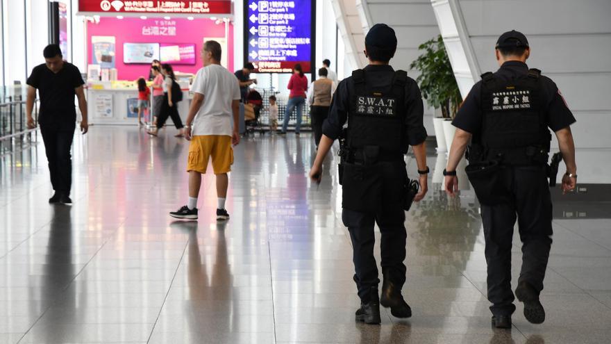 Varios fallecidos, incluido el autor, en un ataque con bombas de humo y un cuchillo en Taiwán