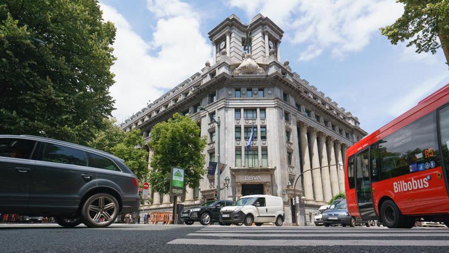 Bilbao limita la velocidad de los coches a 30km/h.