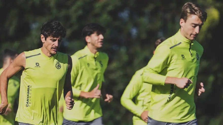 El Racing, próximo rival del Deportivo, líder en tiempo en superioridad numérica en Segunda