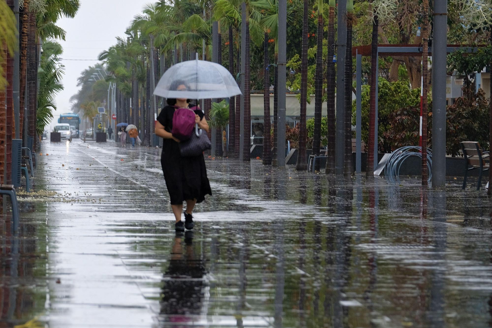 La borrasca 'Óscar' deja lluvias en Vecindario