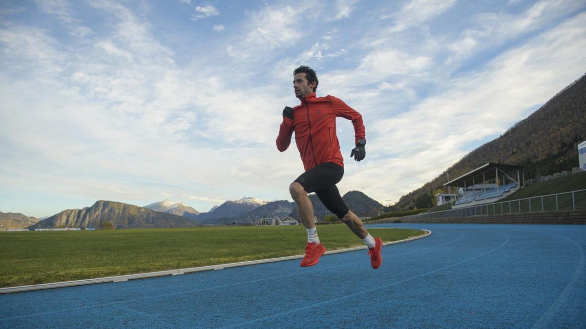 Ni caminar ni salir a correr: este es el deporte que debes practicar para alargar la esperanza de vida