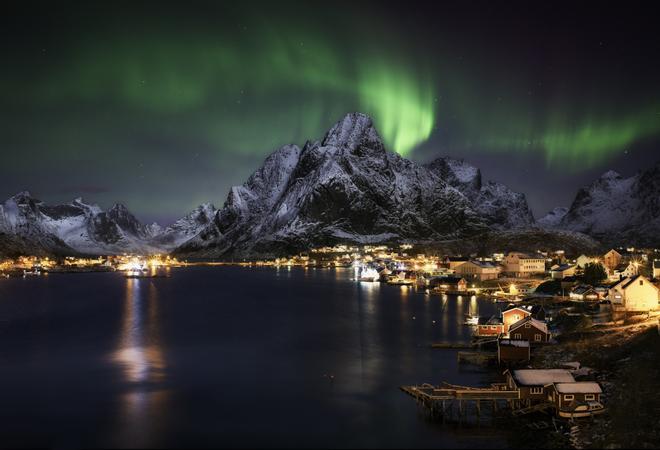Uno de los mejores sitios para poder disfrutar de esta maravilla natural es Noruega