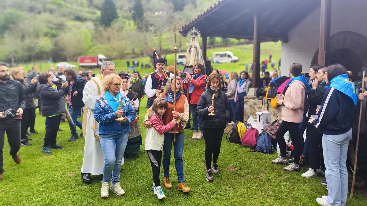 Última procesión de La Flor, en Lena