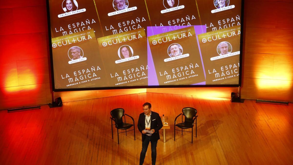 Javier Sierra, director de Ocultura, en la inauguración del evento.