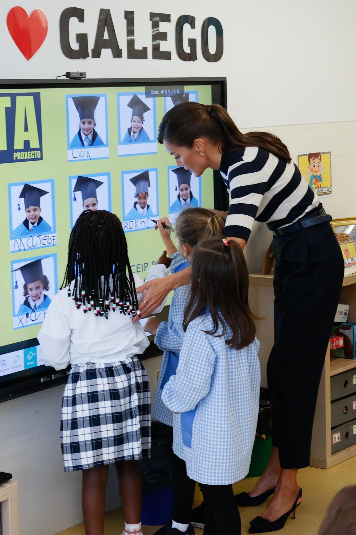 La reina Letizia abre el curso escolar en A Coruña