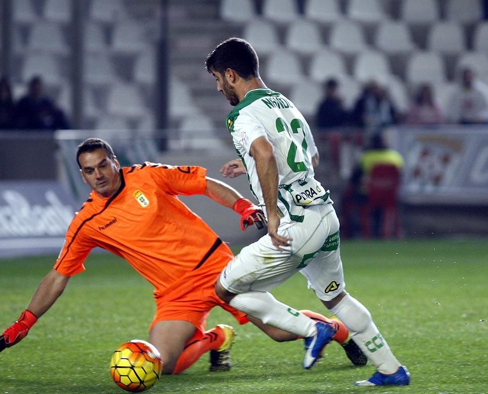 FOTOGALERÍA / Las mejores imágenes del Córdoba-Real Oviedo