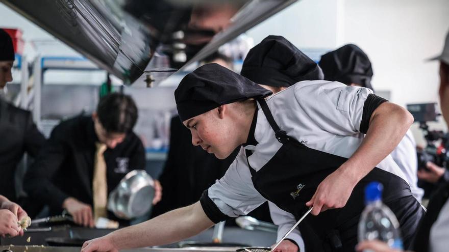 El IES Balàfia acerca a sus alumnos al sector de la restauración