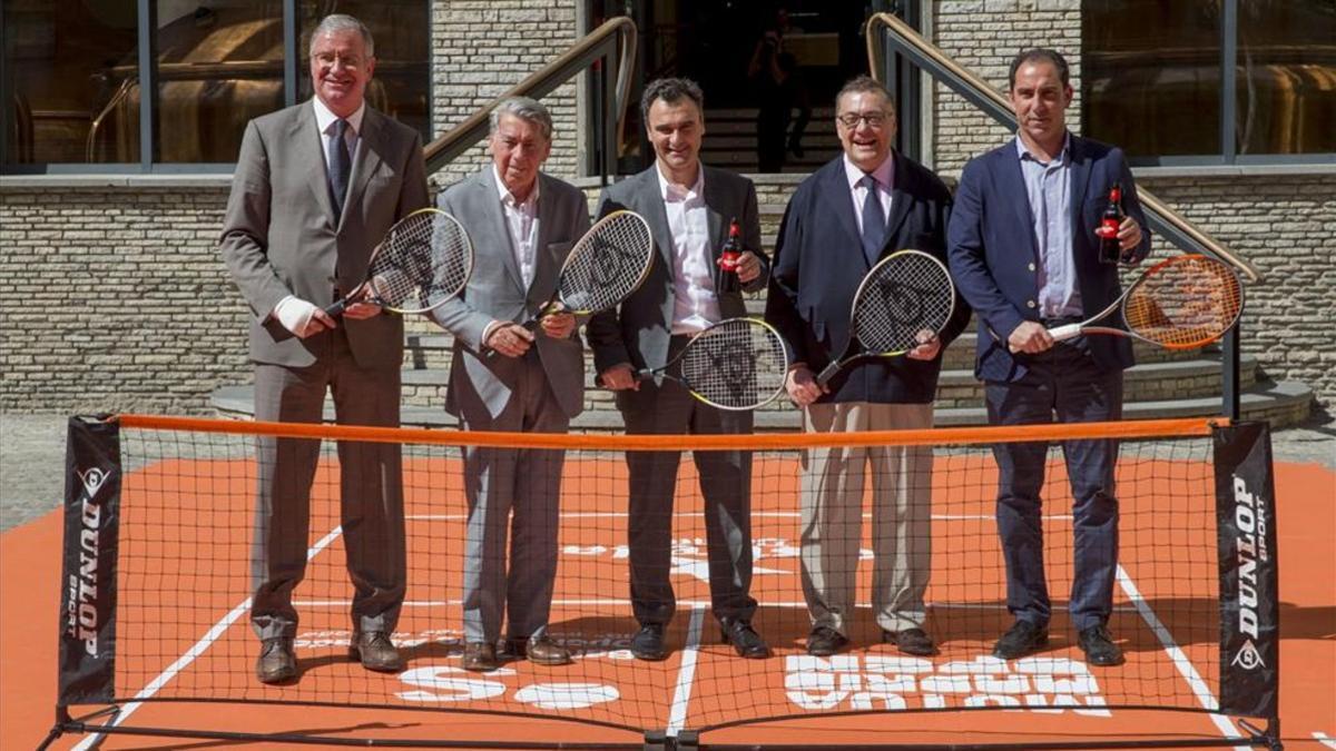 Albert Agustí, Manolo Santana, Alberto Berasategui, Ramón Agenjo y Albert Costa