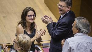 El presidente de la Generalitat, Ximo Puig,  y la vicepresidenta, Monica Oltra,  tras  la votacion de la ley de la nueva Radiotelevision Valenciana, presentada por el PSPV-PSOE, Compromis y Podemos.