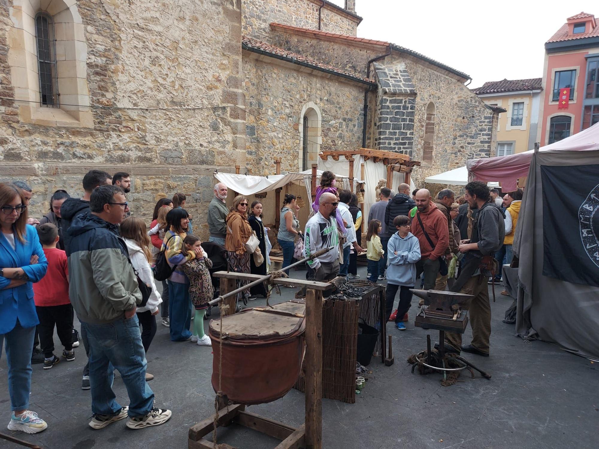 En imágenes: Domingo de lleno en la Feria Medieval de Salas