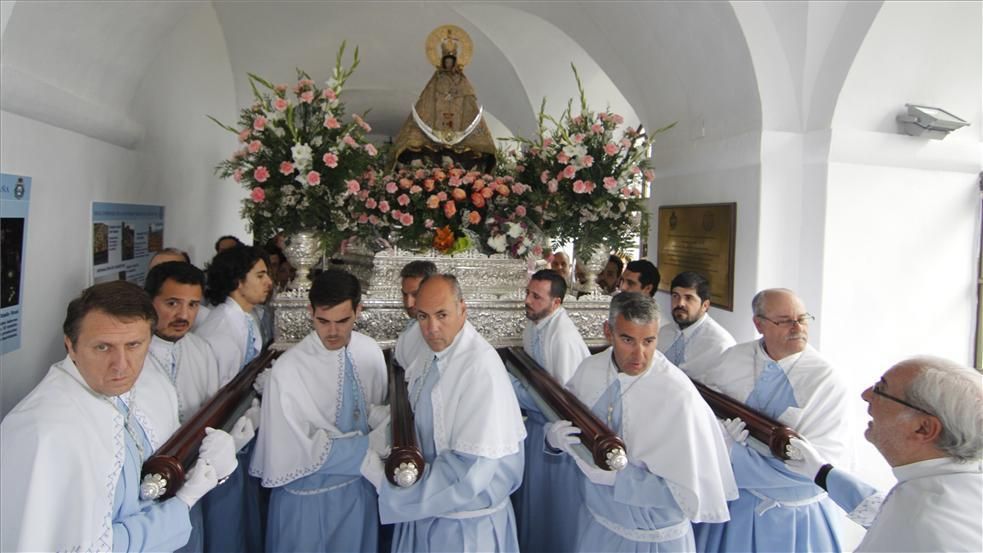 La bajada de la patrona de Cáceres en imágenes