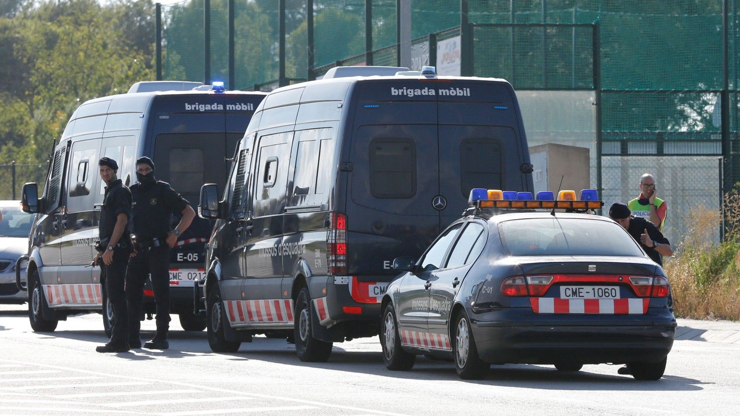 Control de los Mossos en la carretera C-243b de Sant Sadurní a Gelida, en el kilómetro 16,4, en agosto de 2017, tras los atentados terroristas de Barcelona y Cambrils del 17 de agosto.
