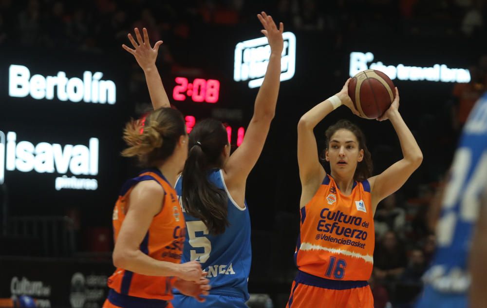 JM LOPEZ 26/01/2020 PARTIDO LIGA FEMENINA ENDESA . VALENCIA BASKET CLUB VS PERFUMERIAS AVENIDA