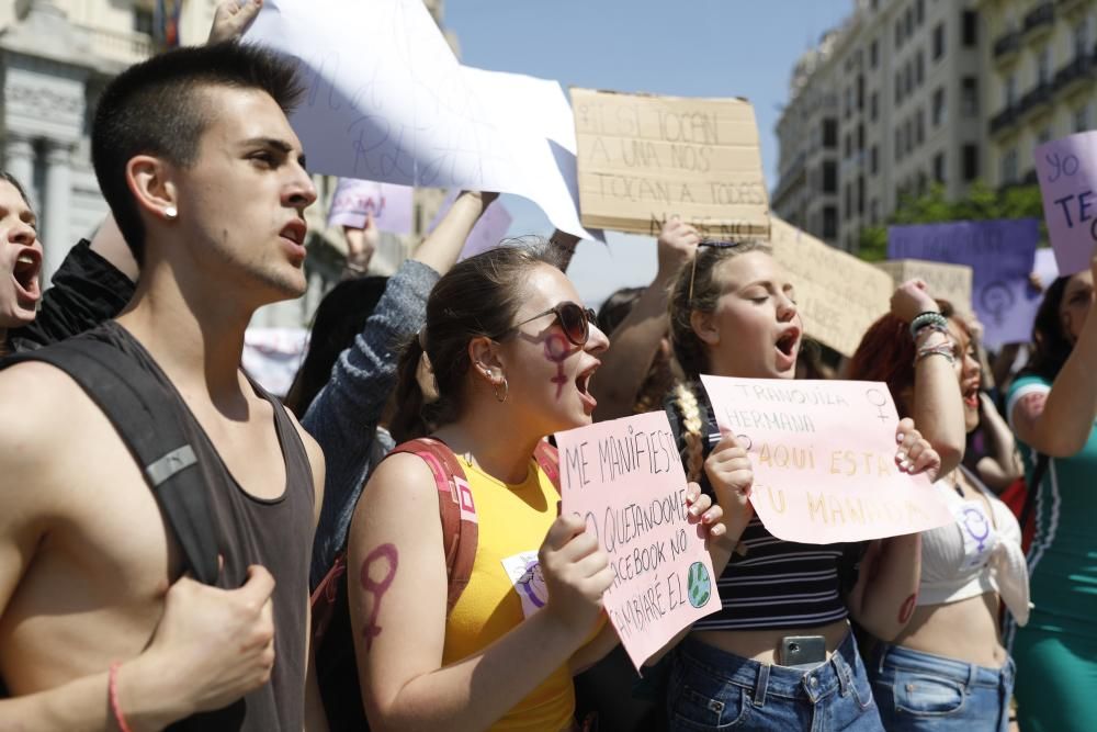 Estudiantes valencianos se manifiestan contra la sentencia de La Manada