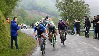 Una Vuelta Ciclista a Asturias muy abierta: los equipos de la segunda categoría tratarán de cuestionar el dominio del UAE y del Movistar Team