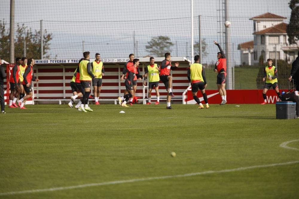 Entrenamiento del Sporting en Mareo.