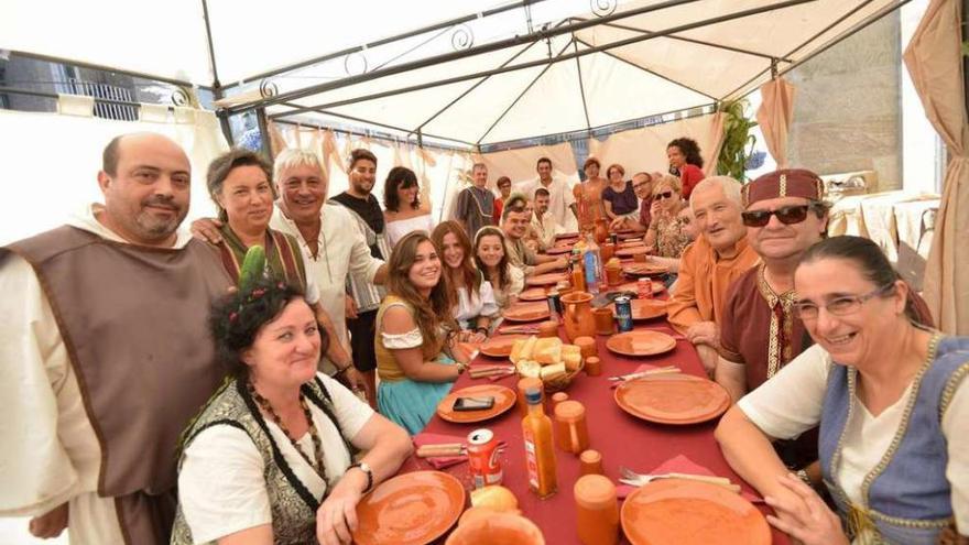 El número de banquetes es una de las piezas clave de la actividad económica de la Feira Franca. // G.S.