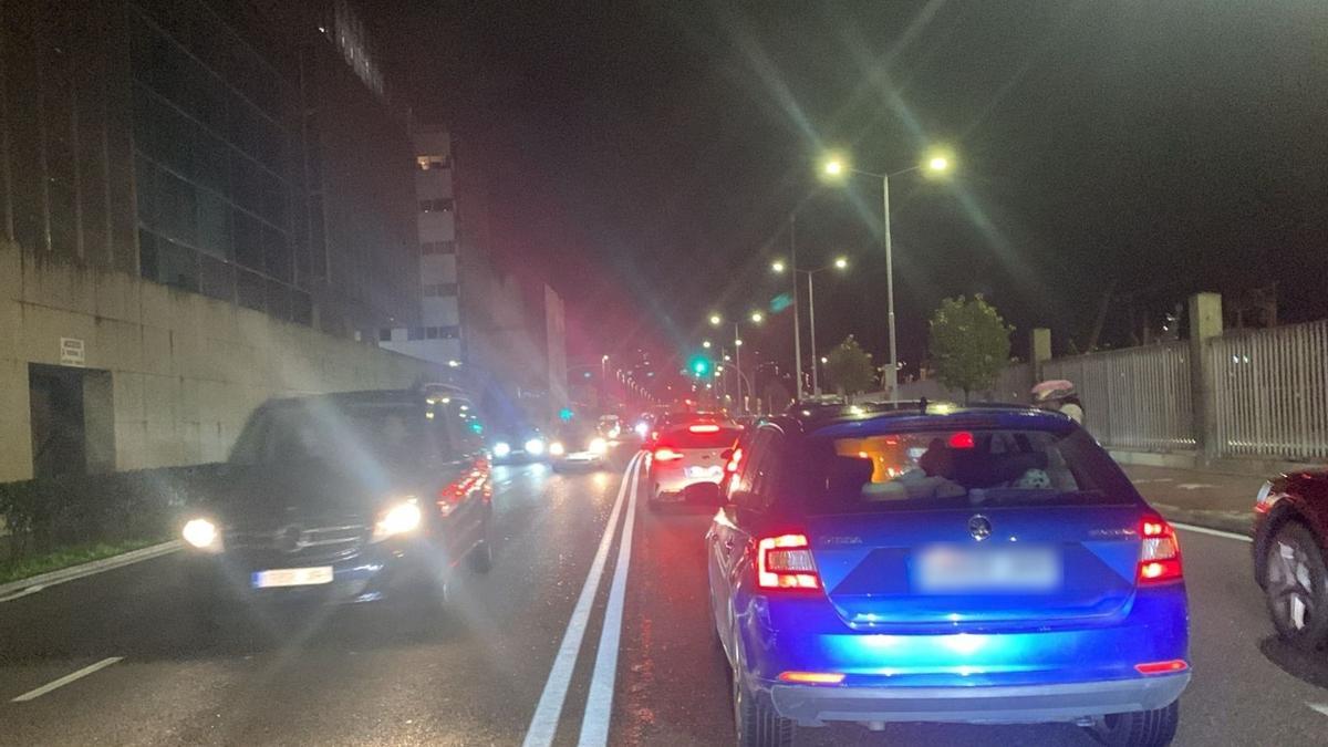 Cruzar de un lado a otro conllevó al menos quince minutos.