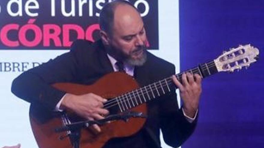 Chaparro Hijo abre este viernes en la Sala Orive
el séptimo ciclo de guitarra flamenca &#039;Trasteando&#039;