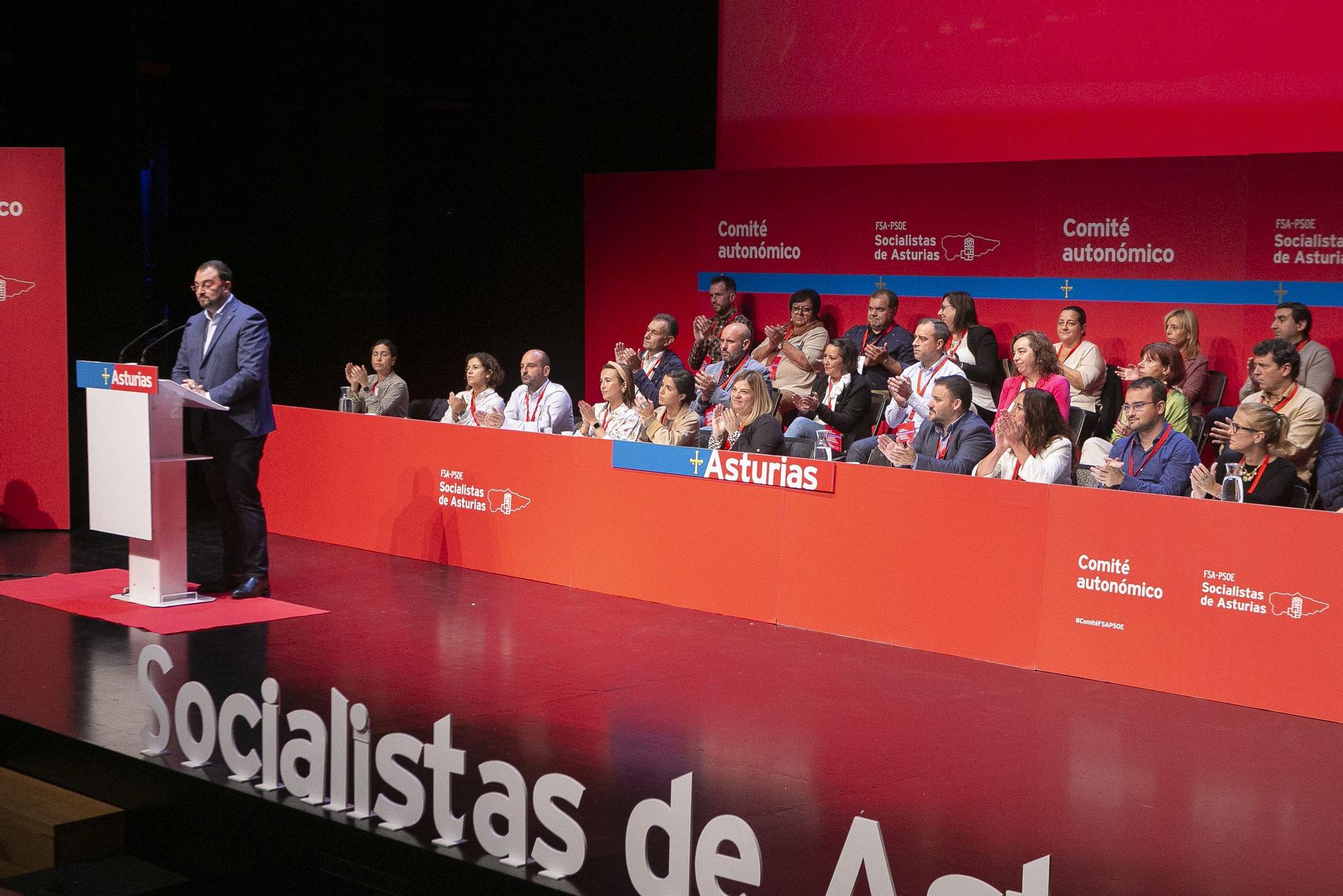 EN IMÁGENES: El PSOE celebra su comité autonómico en Castrillón