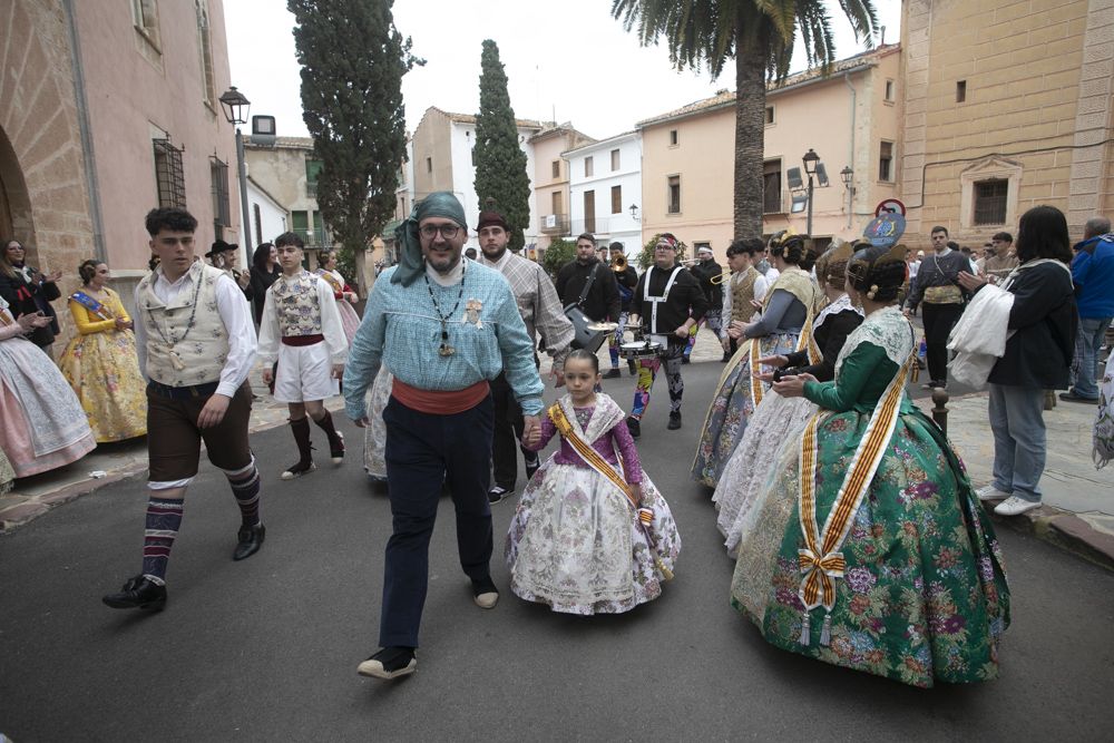 Las comisiones falleras de Sagunt visitan Faura y Gilet
