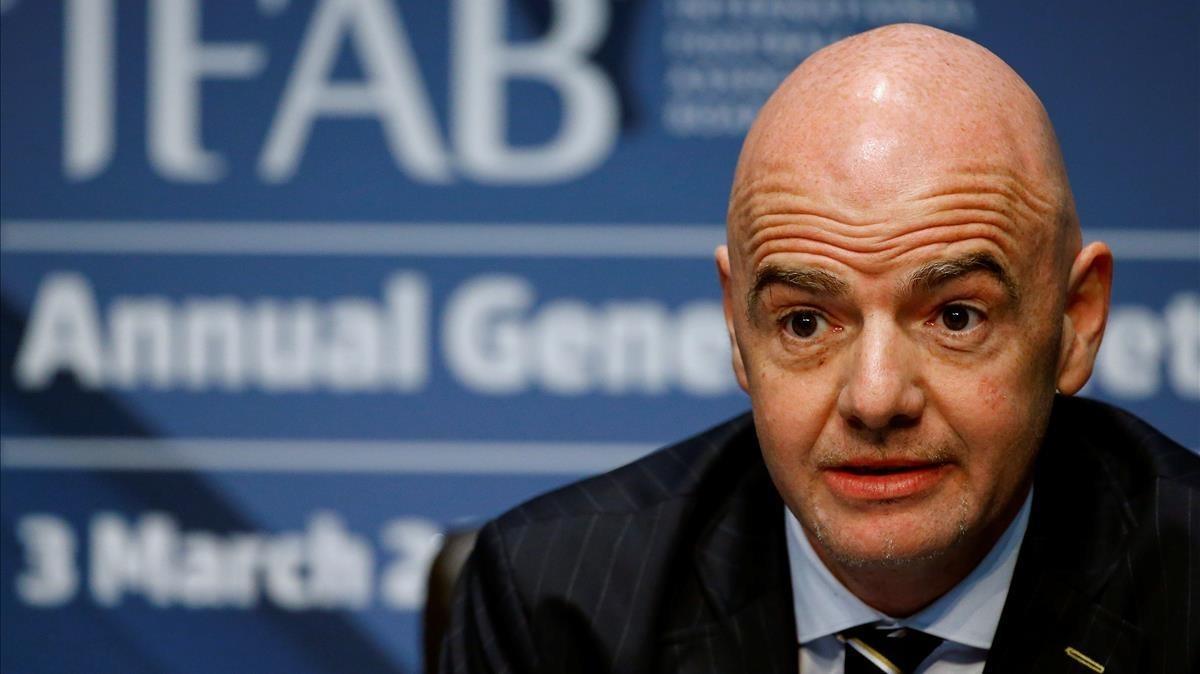 jcarmengol42376856 fifa president gianni infantino addresses a news conference 180303171838