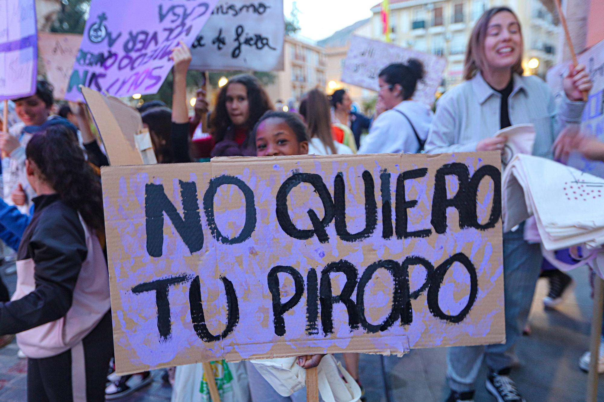 Marcha 8M en Orihuela