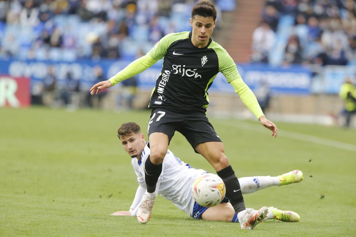 En imágenes: así fue la derrota del Sporting en La Romareda En imágenes: así fue la derrota del Sporting en La Romareda