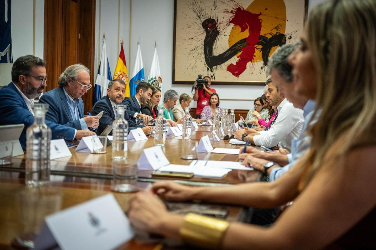 La Comisión de Turismo de la FEMP se reúne en Santa Cruz de Tenerife.