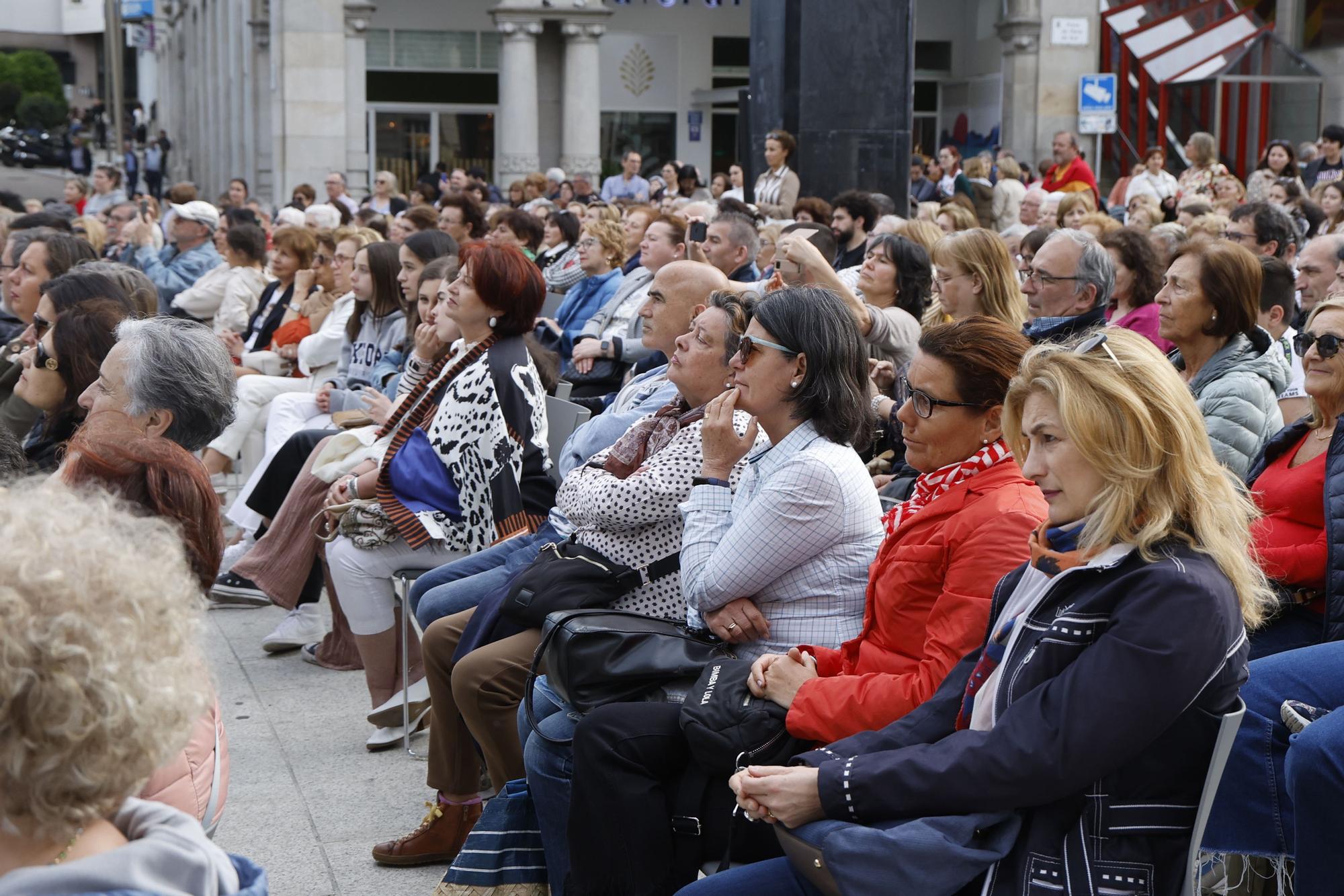 La ciudad se entrega a la música y la danza