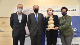 La catedrática Dolores Corella recibe el II premio 'Mujeres del Mediterráneo'