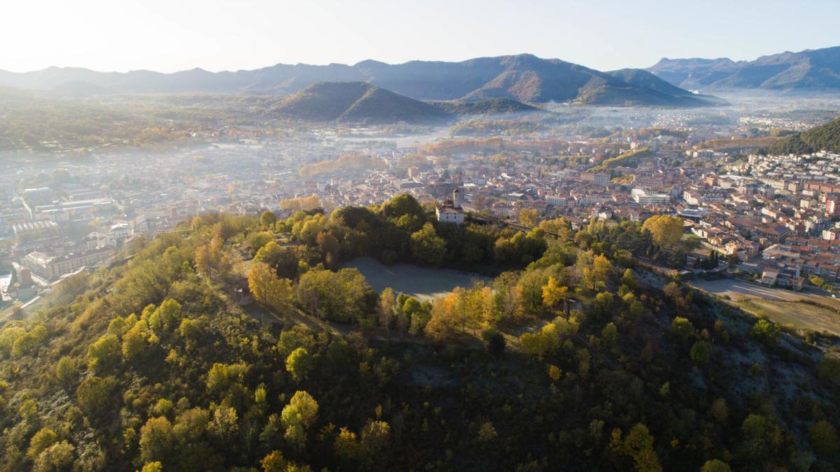 Vista del volcán Montsacopa, en Olot.