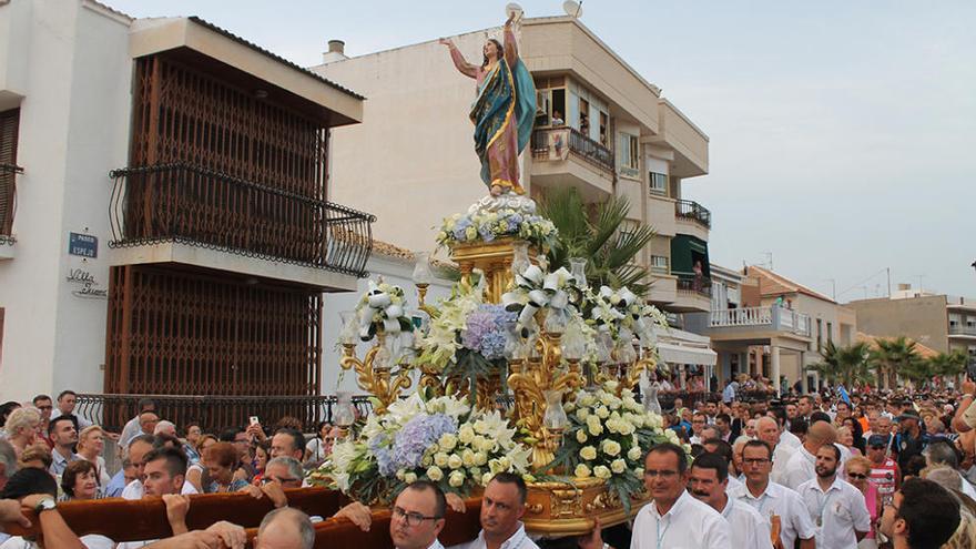 Fervor en tierra y mar por la Asunción