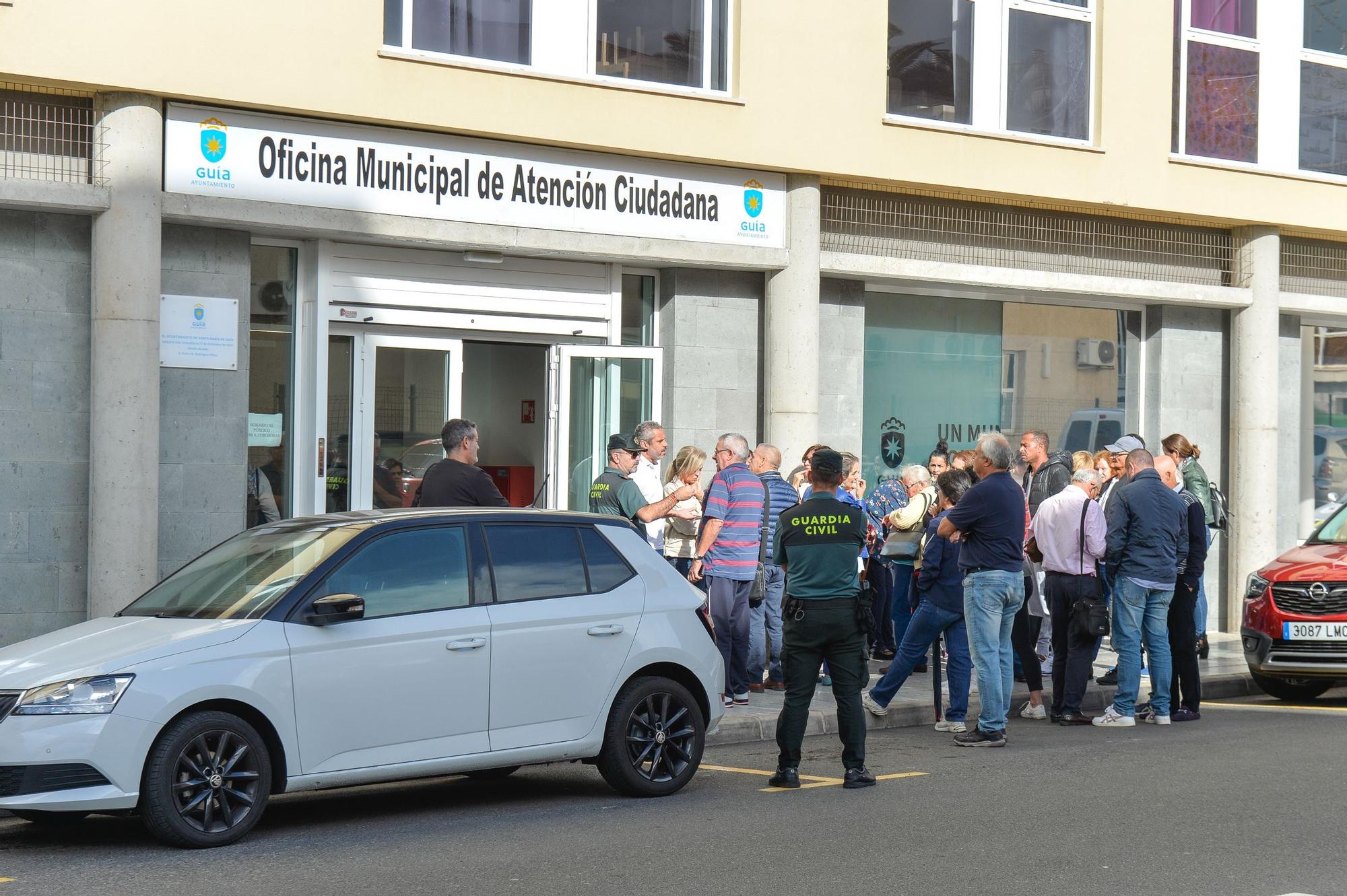 Concetración de afectados por el traslado de la residencia de mayores Tarazona