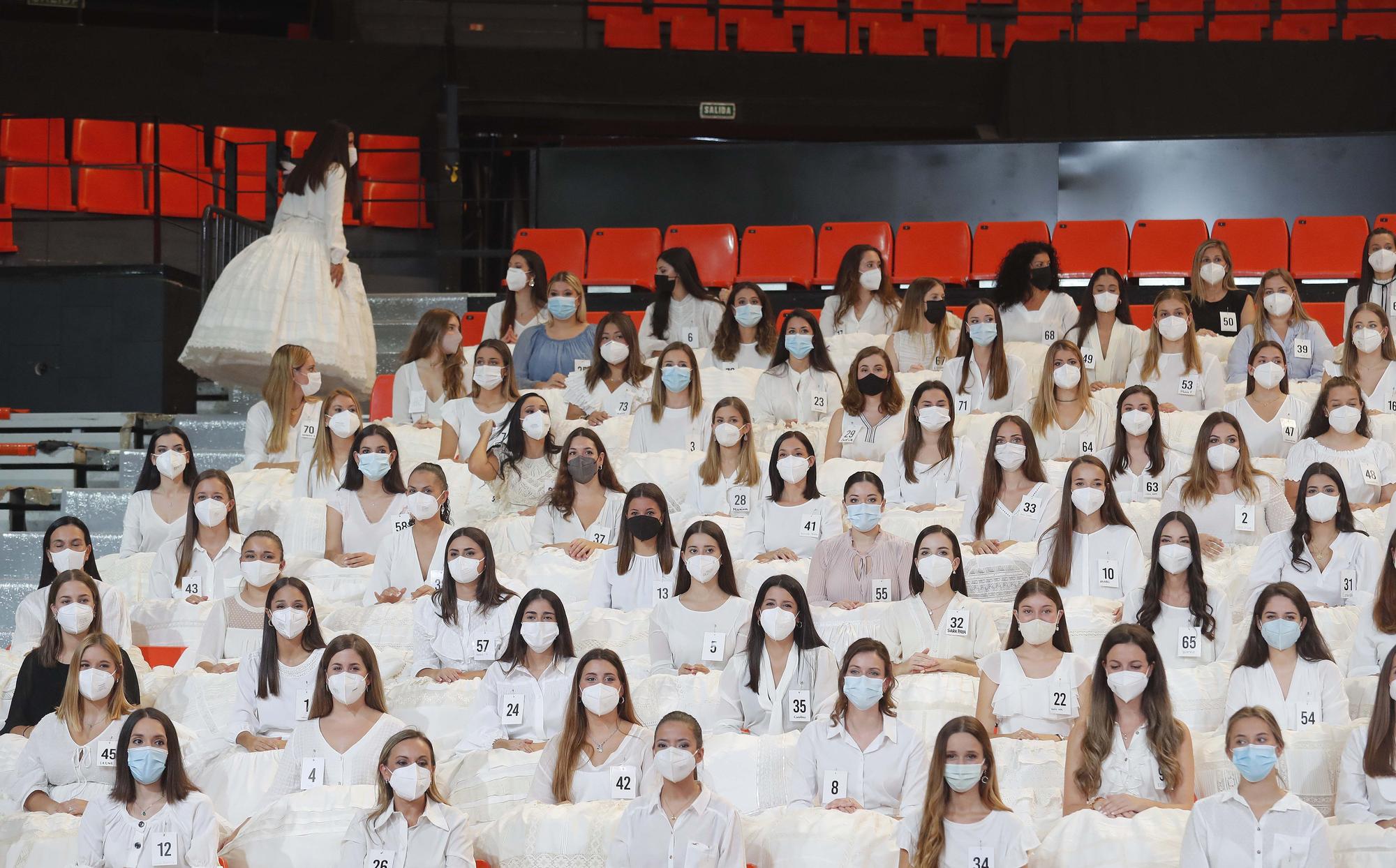 Ensayo de la elección de candidatas a falleras mayores y cortes 2022 en la Fonteta