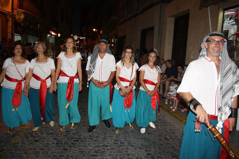 Los Moros y Cristianos de Jumilla cumplen treinta años con un espectacular desfile