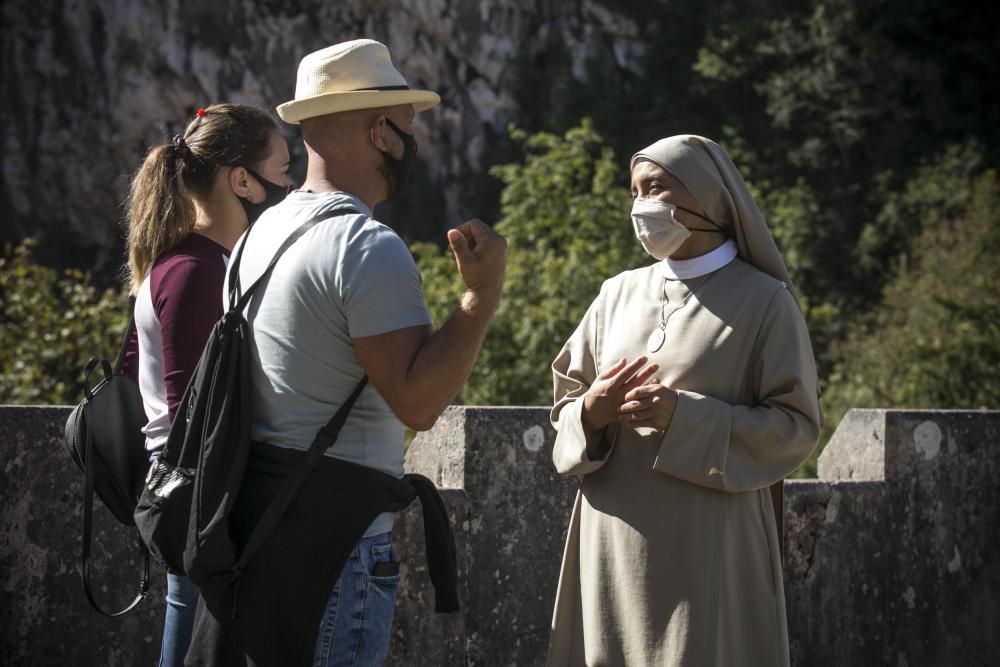 Misa en Covadonga por el Día de Asturias