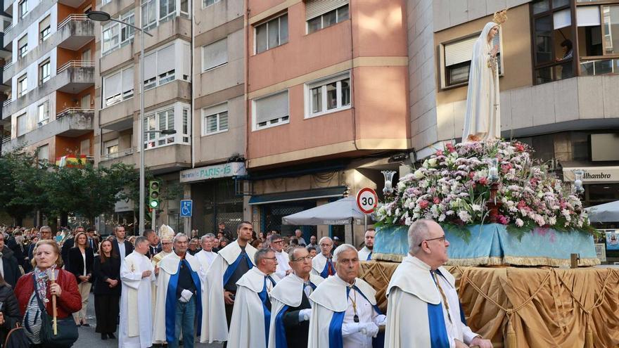 Vigo exhibe un año más su devoción a la Virgen de Fátima