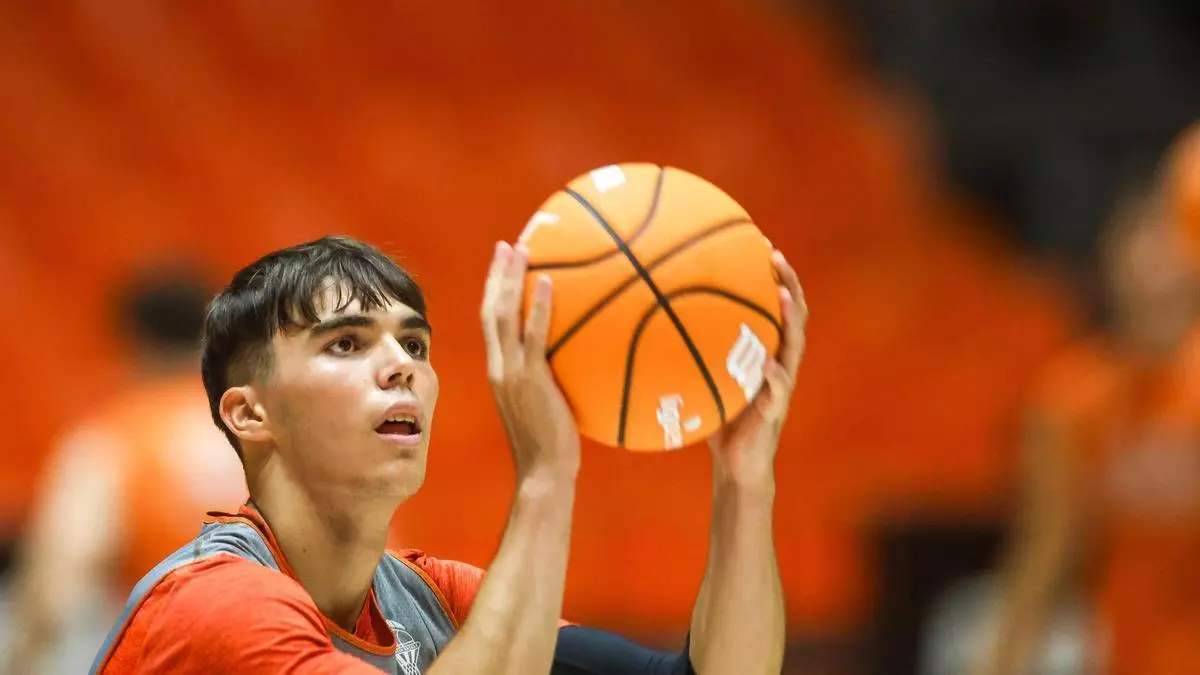 Las dos joyas de L'Alqueria que completan la primera plantilla del Valencia Basket