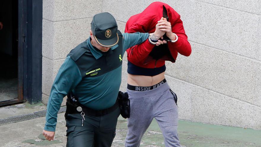 El atracador de bancos detenido en Vigo, en mayo // A. Villar