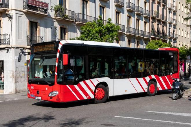 Un autobús urbano de Tarragona.