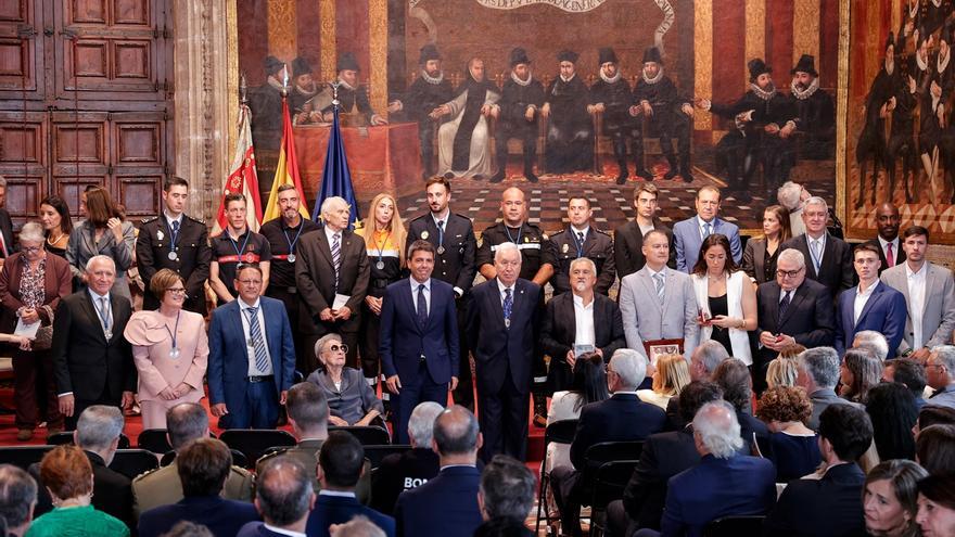 La sociedad valenciana pone nota al Consell