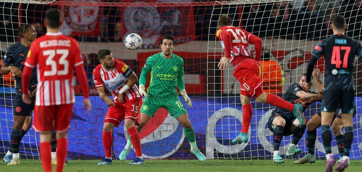Estrella Roja - Manchester City | El gol de Aleksandar Katai