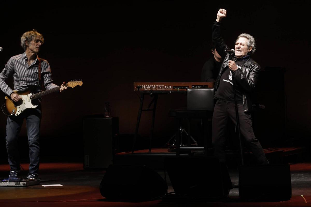 Concierto de Miguel Ríos en el Teatro de La Laboral