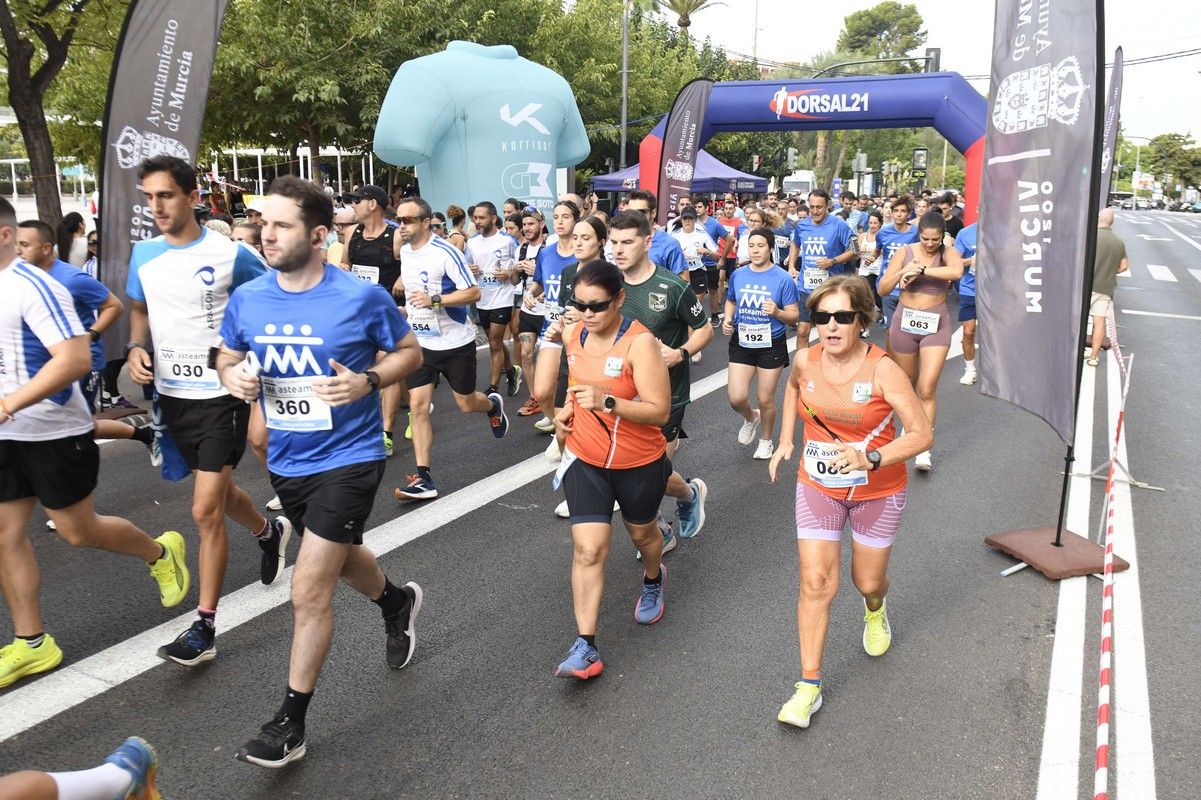 La carrera y marcha Solidaria Asteamur, en imágenes
