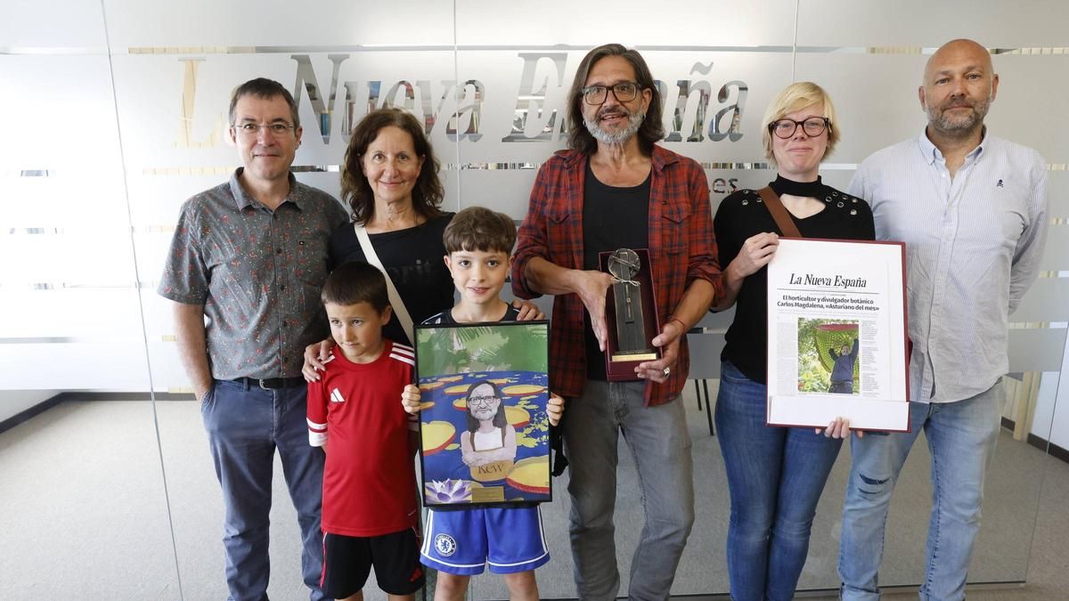 Entrega del asturiano del mes al botÃ¡nico Carlos Magdalena