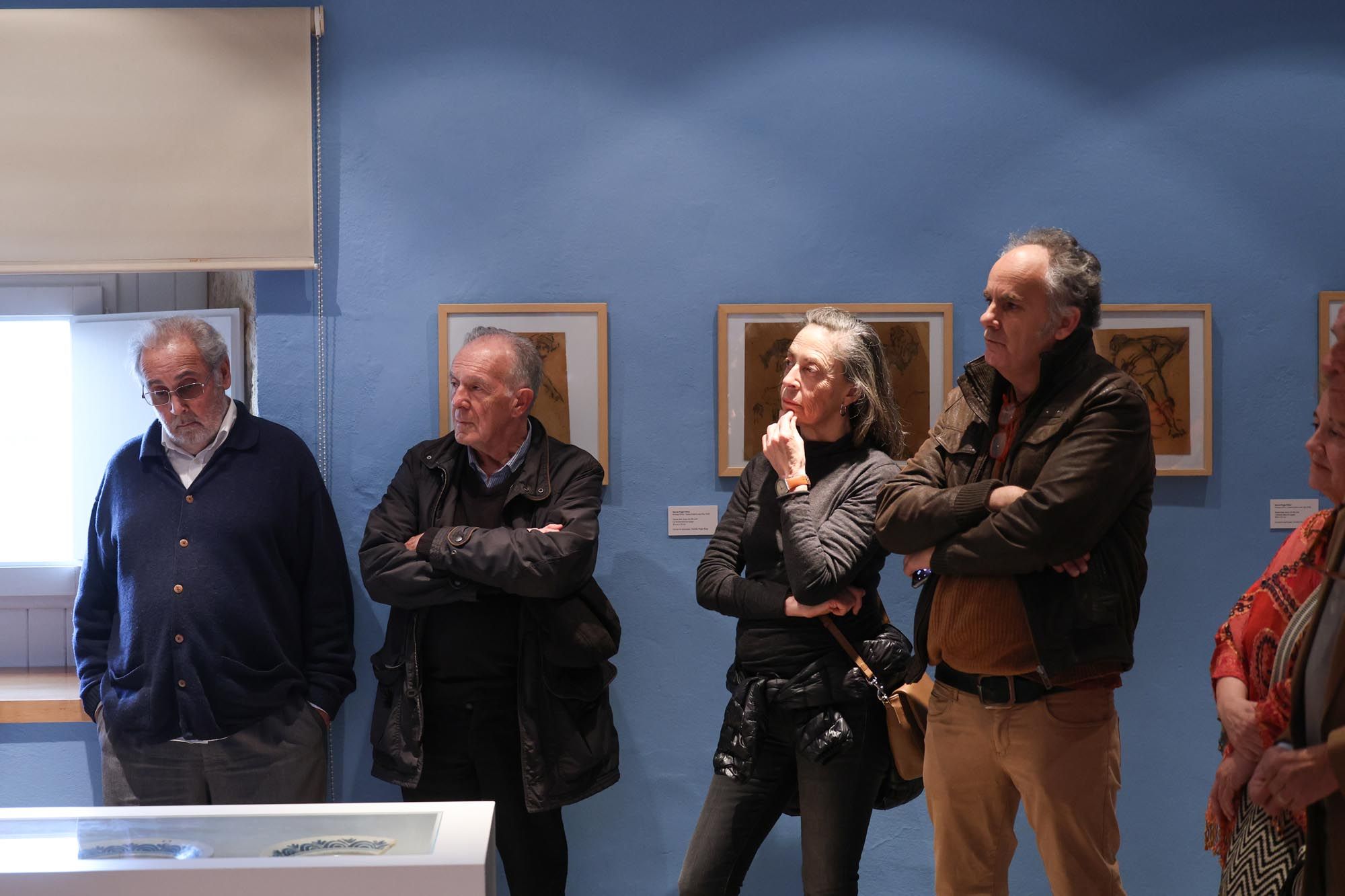 Exposición Luz azul en el Museo Puget.