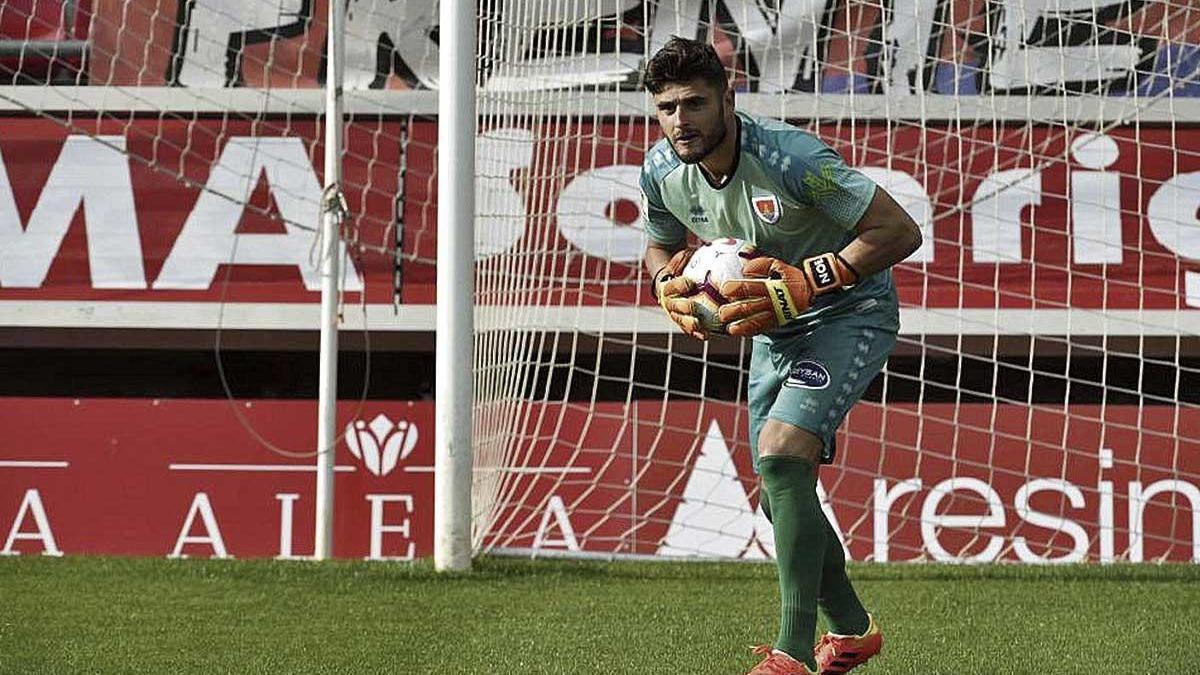 Juan Carlos durante su última etapa como futbolista del Numancia en Segunda División.