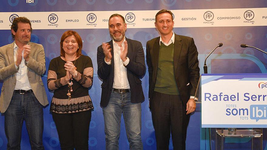 El candidato junto a Boniug, Císcar y Sánchez
